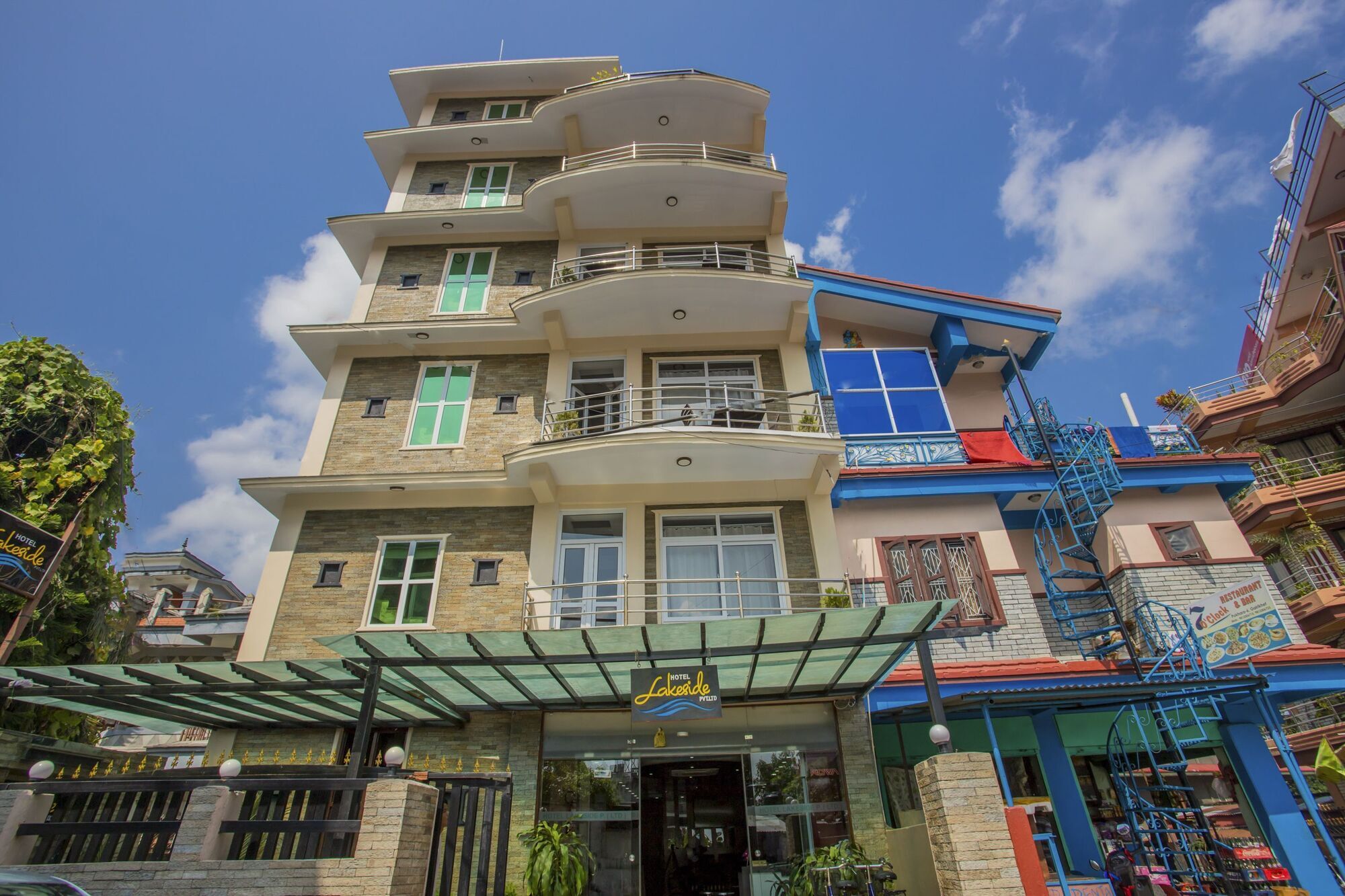 Hotel Lakeside Pvt. Ltd. Pokhara Buitenkant foto
